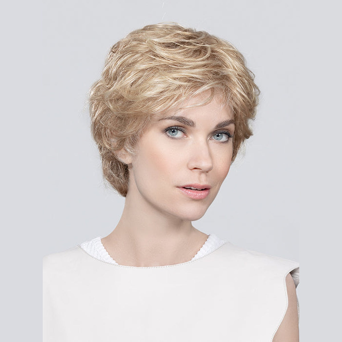 Alexis Deluxe