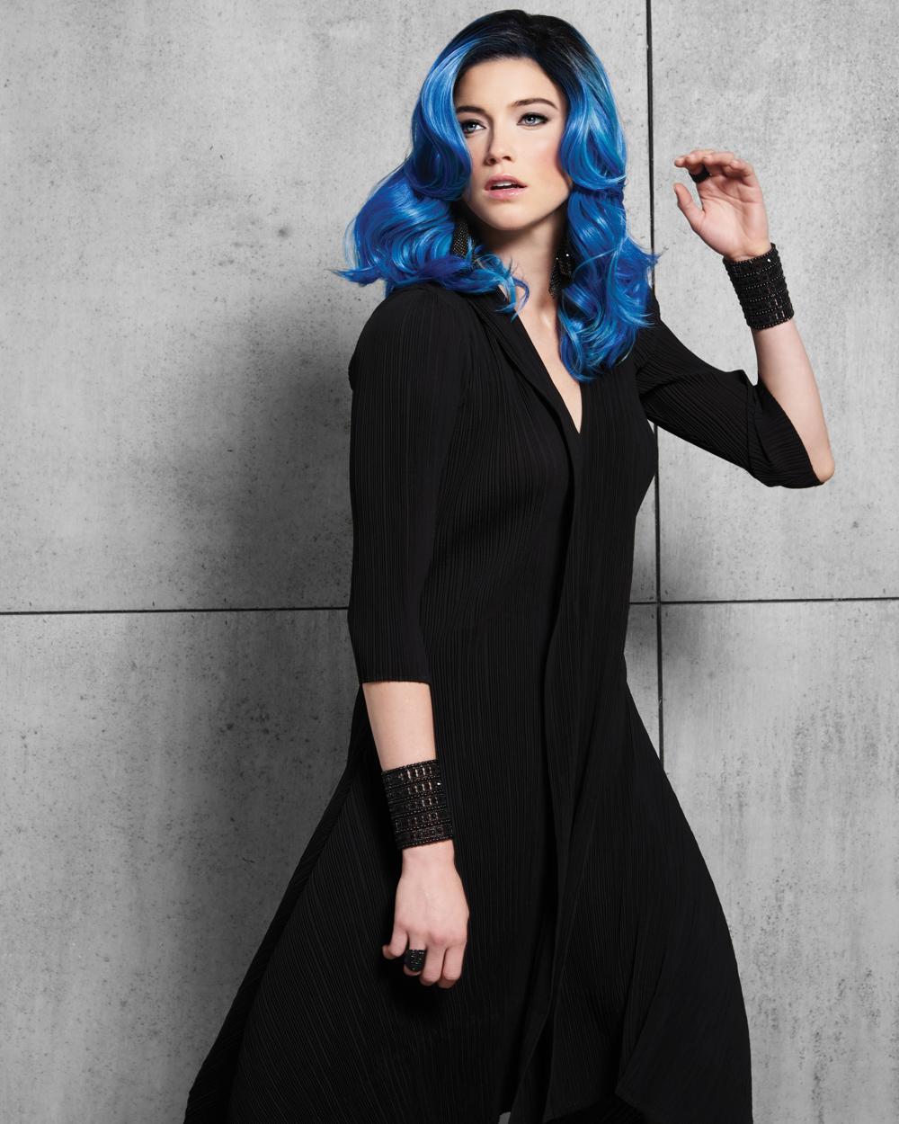 Bold Waves