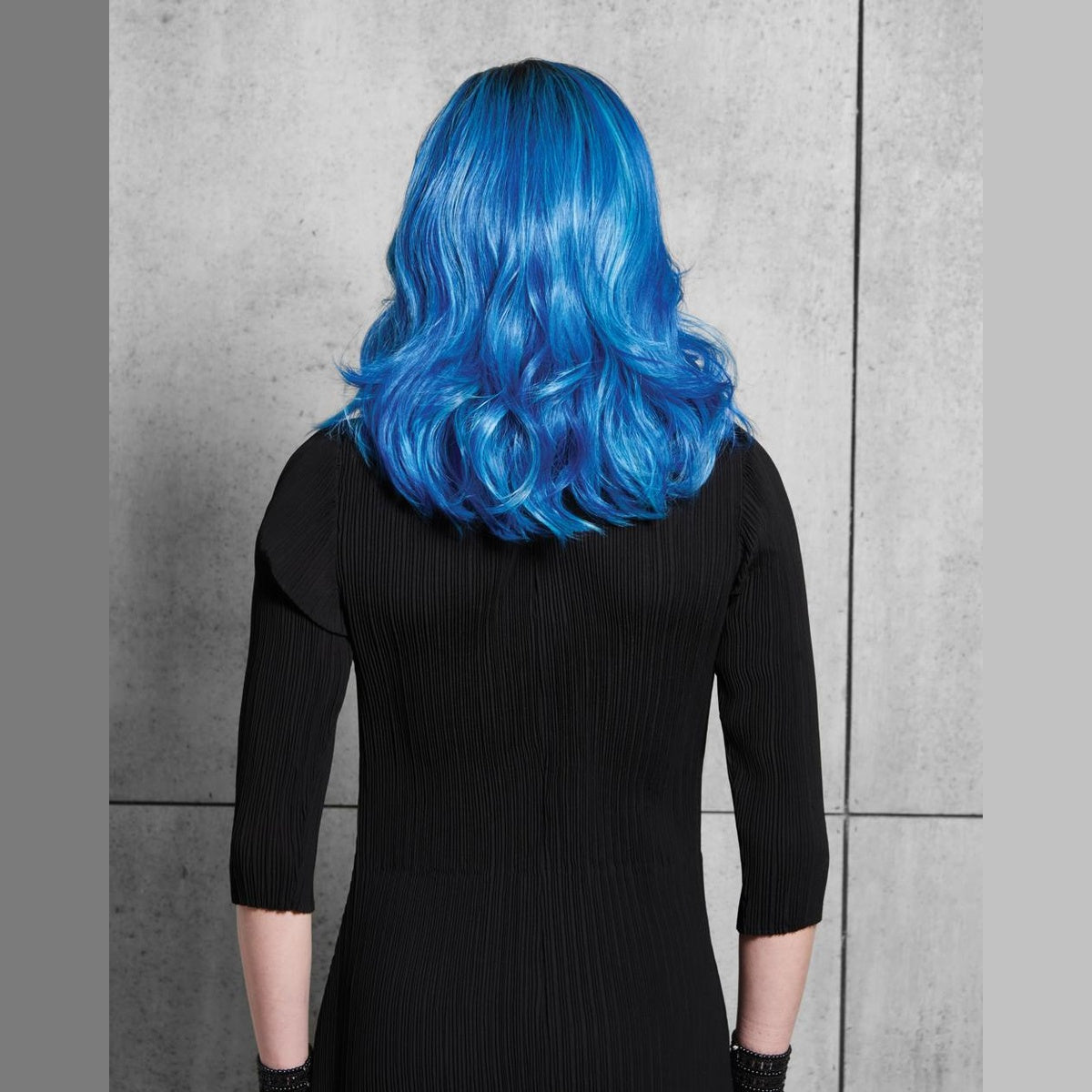 Bold Waves