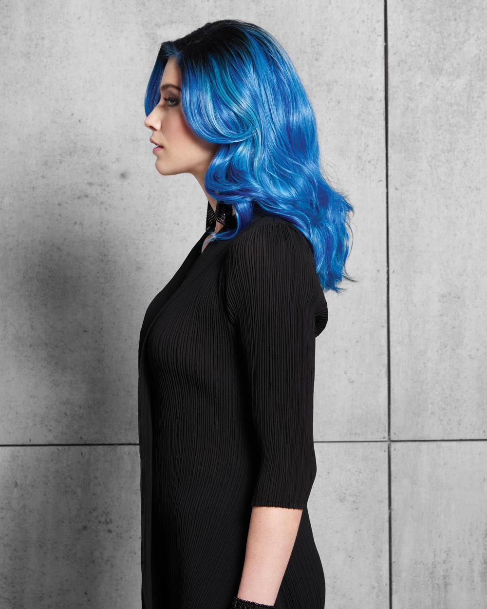 Bold Waves