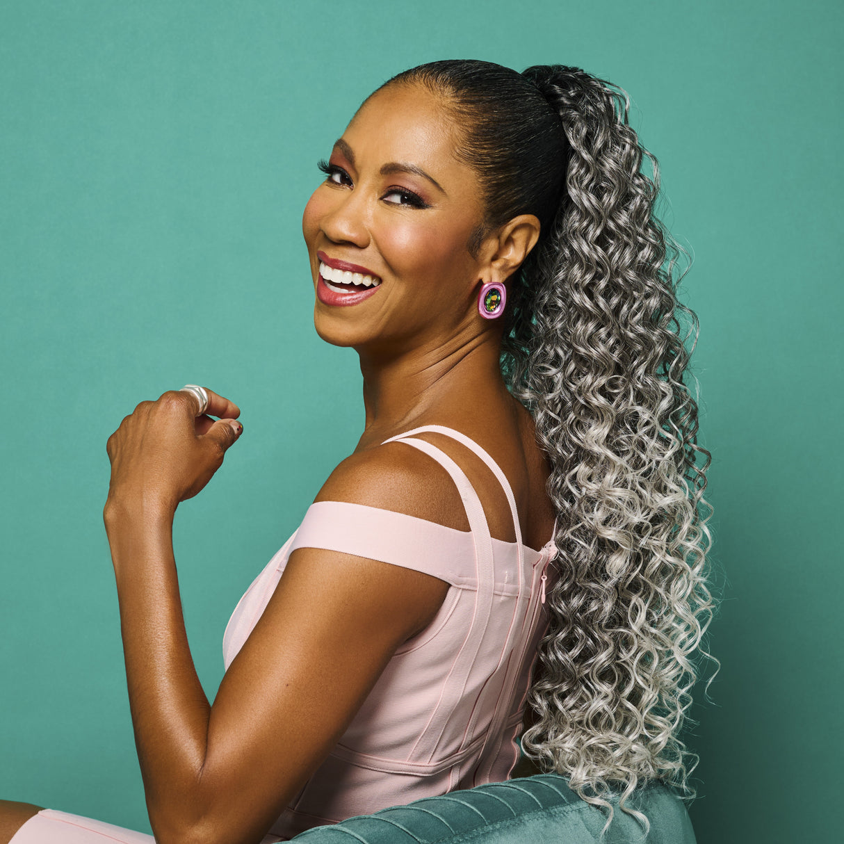 27in Glam Curls Pony