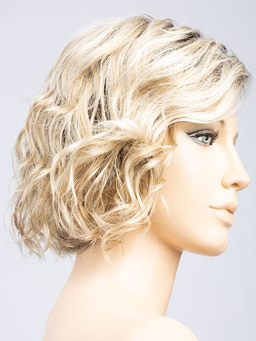 CHAMPAGNE ROOTED 23.24.16 | Light Beige Blonde, Medium Honey Blonde, and Platinum Blonde blend with Dark Roots