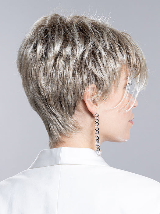 RING by ELLEN WILLE in CHAMPAGNE ROOTED 22.16.25 | Light Neutral Blonde and Medium Blonde with Lightest Golden Blonde Blend and Shaded Roots | DISCONTINUED COLOR