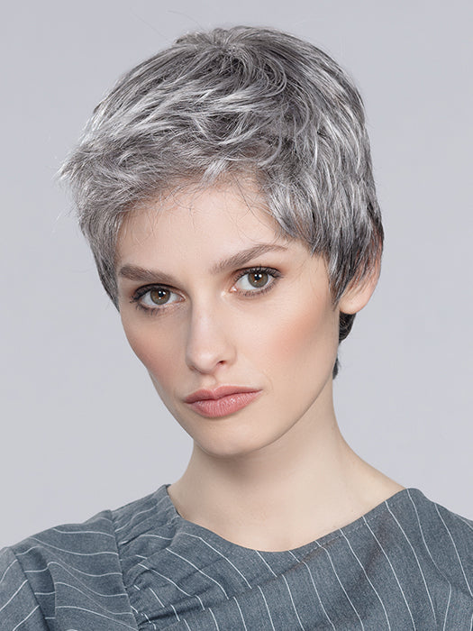 RISK SENSITIVE II by ELLEN WILLE in SALT/PEPPER MIX 39.51.60 | Darkest Brown and Black/Dark Brown with Grey and Pearl White Blend