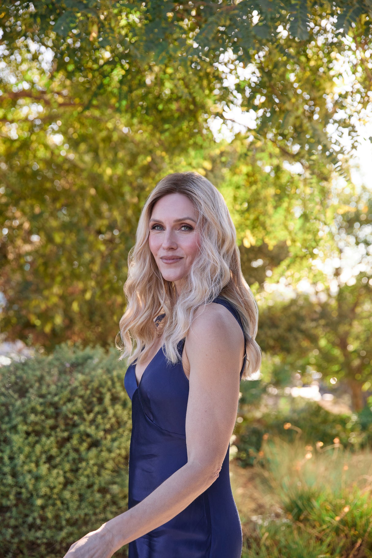 Top Trend Lace HD Wavy 18"