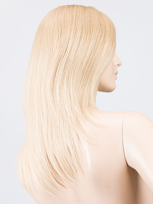 LIGHT BLONDE 26.16.22 | Light Golden Blonde and Medium Blonde with Light Neutral Blonde Blend