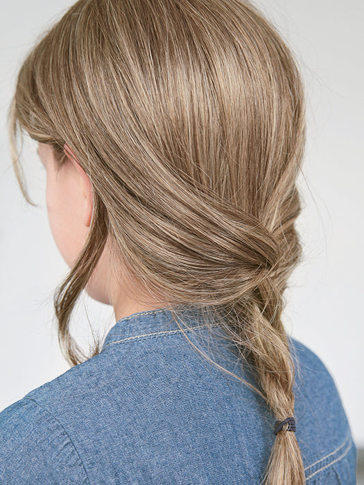 ANNE NATURE by ELLEN WILLE in MIDDLE BLONDE 14.26.20 | Dark Ash Blonde, Medium Golden Blonde, and Light Ash Blonde blend