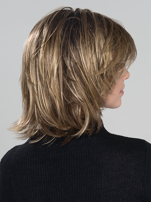 LIMIT MONO PART by ELLEN WILLE in BERNSTEIN ROOTED 830.26.19 | Medium Brown/Light Auburn Blend and Light Golden Blonde with Light Honey Blonde Blend and Shaded Roots