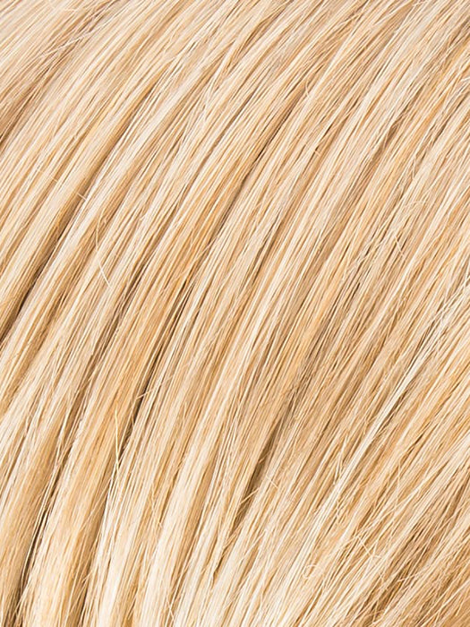 CHAMPAGNE MIX 22.25.16 | Light Beige Blonde, Medium Honey Blonde, and Platinum Blonde blend