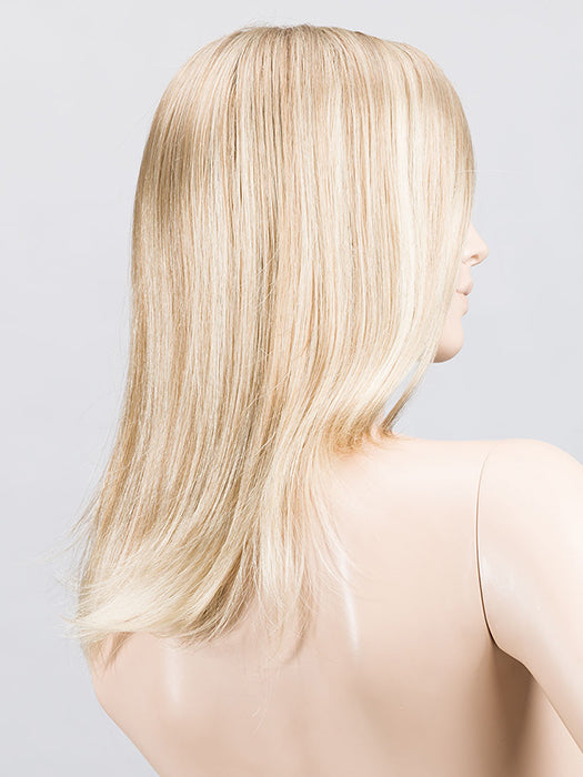 LIGHT CARAMEL MIX 26.20.22 | Light Golden Blonde and Light Strawberry Blonde with Light Neutral Blonde Blend