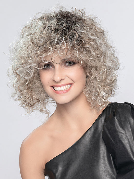DISCO by ELLEN WILLE in PEARL BLONDE ROOTED 101.16.1001 | Light Beige Blonde, Medium Honey Blonde, and Platinum Blonde Blend with Dark Roots