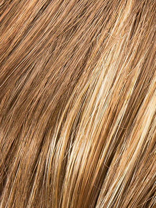 TOBACCO ROOTED 830.26.27 | Medium Brown base with Light Golden Blonde highlights and Light Auburn lowlights and Dark Roots