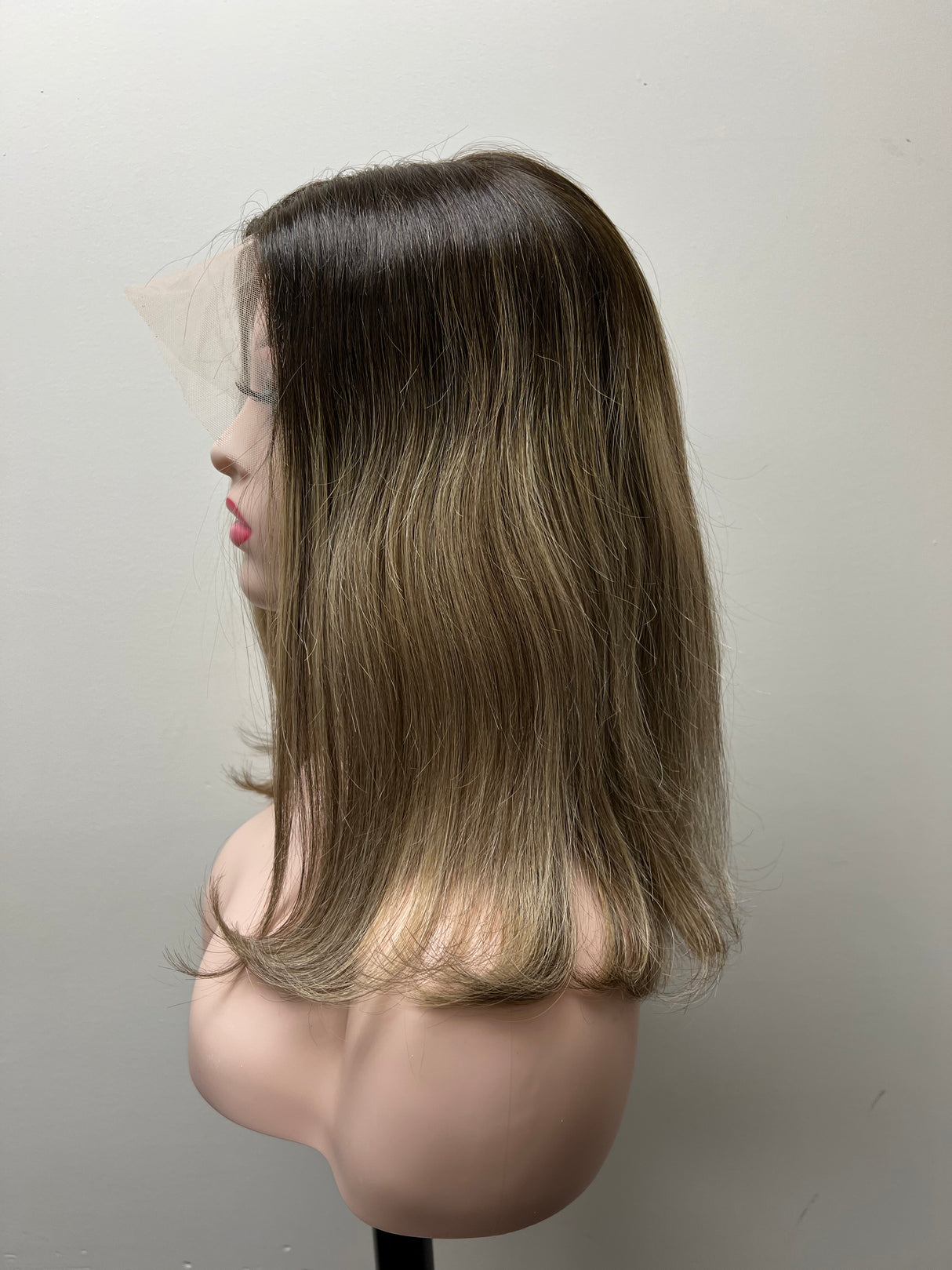 Lace Front (swiss) Lace Wig straight hair 14 inches medium head size GLUE LESS