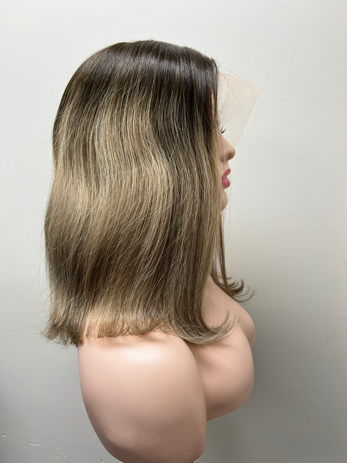 Lace Front (swiss) Lace Wig straight hair 14 inches medium head size GLUE LESS