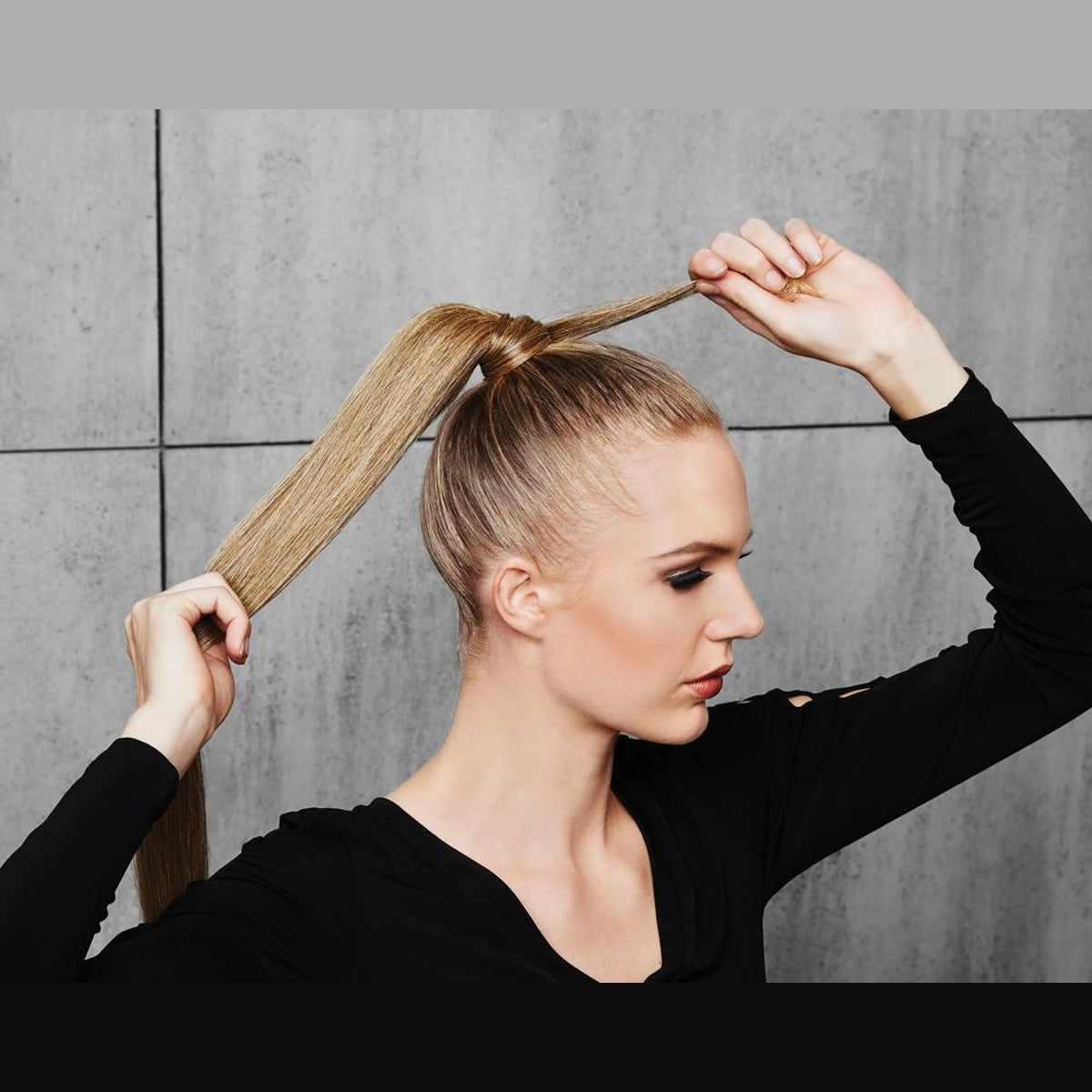 25IN Straight Pony