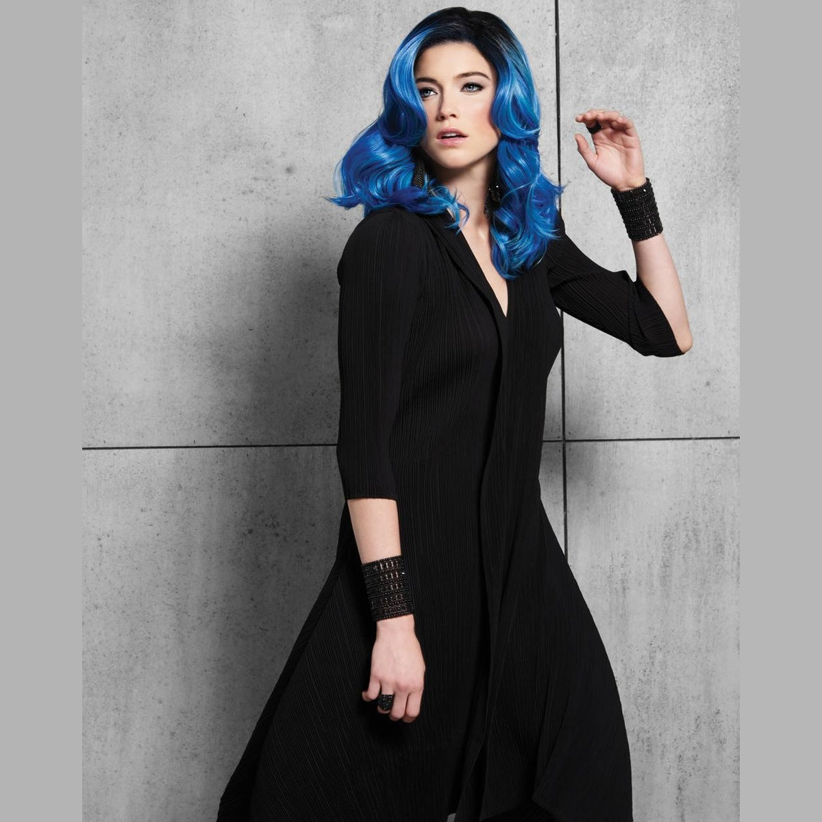 Bold Waves