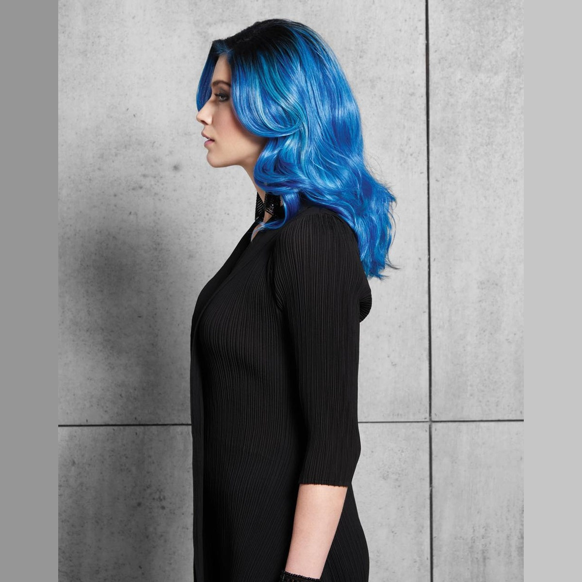Bold Waves