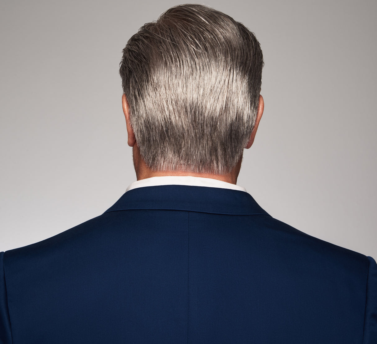 Distinguished Average large