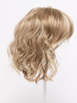 Making Waves Topper